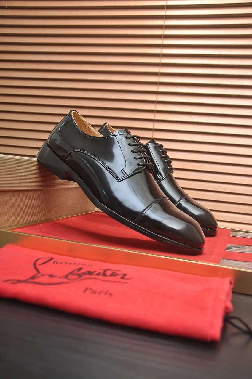 Men's shoes 💰620💶 [Chrstian Loubotin] Red-soled shoes 💋Original mold opening, the highest version on the market, purely handmade ➕Imported cowhide uppers, first-layer water-dyed cowhide lining! Original EU high-gloss outsole. 38 to 45 (45 customized)